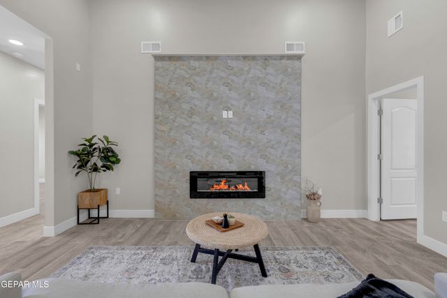 605 San Carlos Court, Fabens, TX 79838