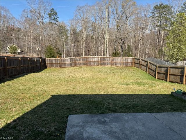 5911 Odenton Lane, Pfafftown, NC 27040