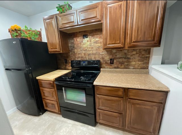 2820 NW 55th Avenue NW 2D, Lauderhill, FL 33313