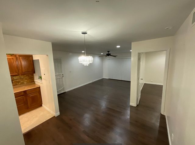 2820 NW 55th Avenue NW 2D, Lauderhill, FL 33313