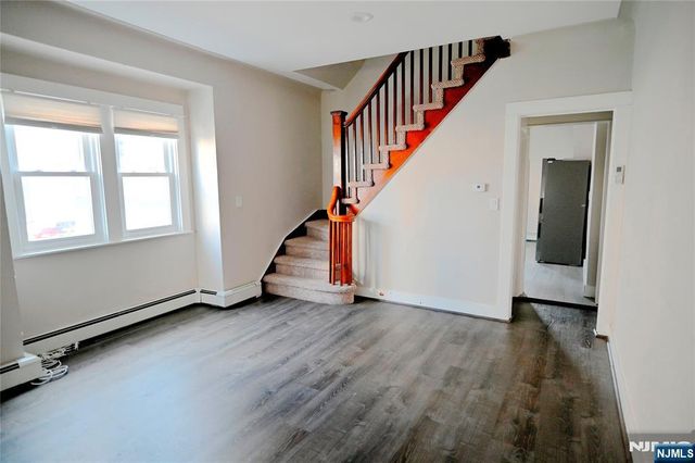 210 Warren Avenue Left A, Fort Lee, NJ 07024