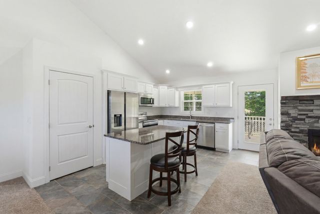 234 Colby Cir, Crossville, TN 38571