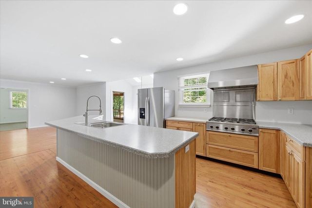 32160 OAK DR, Lewes, DE 19958
