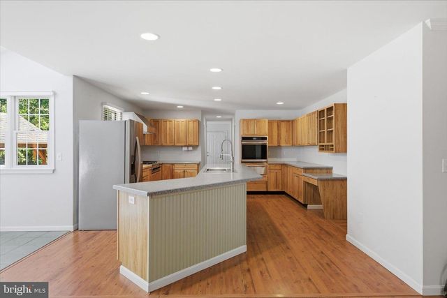 32160 OAK DR, Lewes, DE 19958