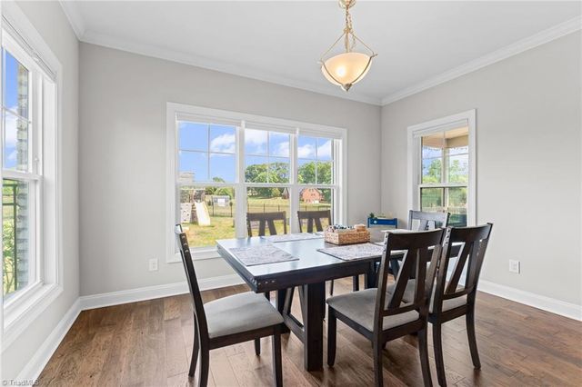 139 Rosewood Drive, Winston-salem, NC 27127