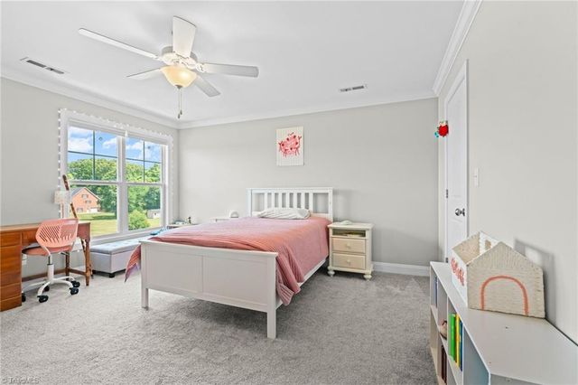 139 Rosewood Drive, Winston-salem, NC 27127