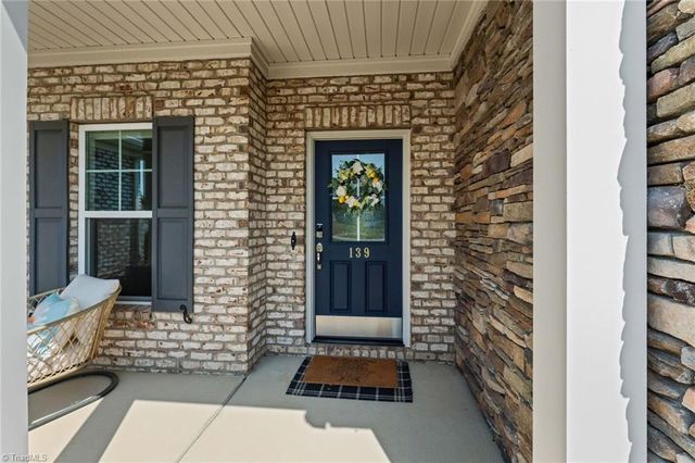139 Rosewood Drive, Winston-salem, NC 27127
