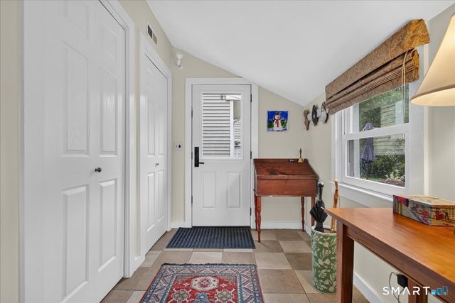 65 West Shepard Avenue, Hamden, CT 06514