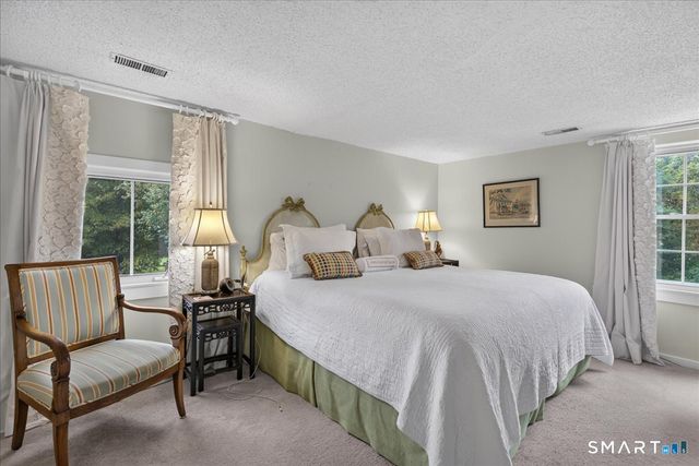 65 West Shepard Avenue, Hamden, CT 06514