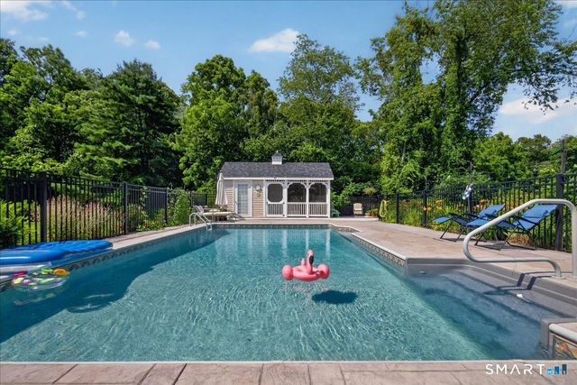 65 West Shepard Avenue, Hamden, CT 06514