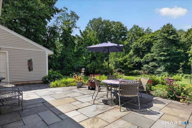 65 West Shepard Avenue, Hamden, CT 06514