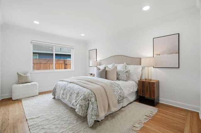 2666 Hampton Avenue, Redwood City, CA 94061