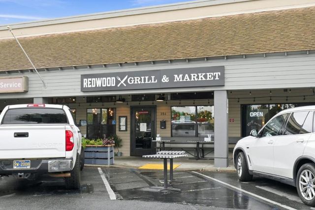 2666 Hampton Avenue, Redwood City, CA 94061