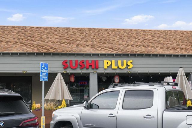 2666 Hampton Avenue, Redwood City, CA 94061