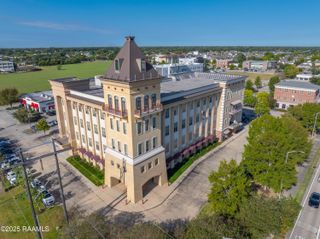 2000 Kaliste Saloom Road 200, Lafayette, LA 70508