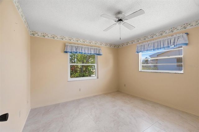 1027 BLUEWATER DRIVE, Sun City Center, FL 33573