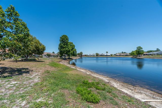 1027 BLUEWATER DRIVE, Sun City Center, FL 33573
