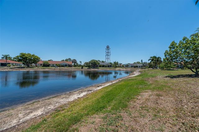 1027 BLUEWATER DRIVE, Sun City Center, FL 33573