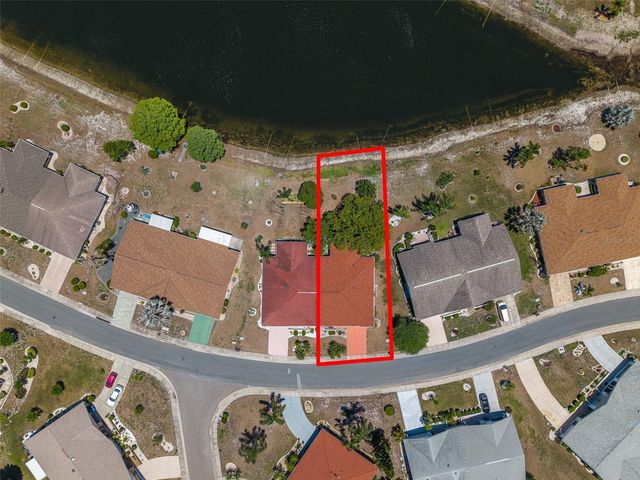 1027 BLUEWATER DRIVE, Sun City Center, FL 33573
