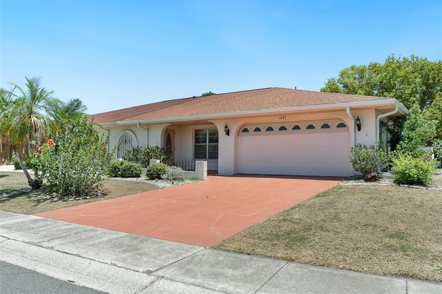 1027 BLUEWATER DRIVE, Sun City Center, FL 33573