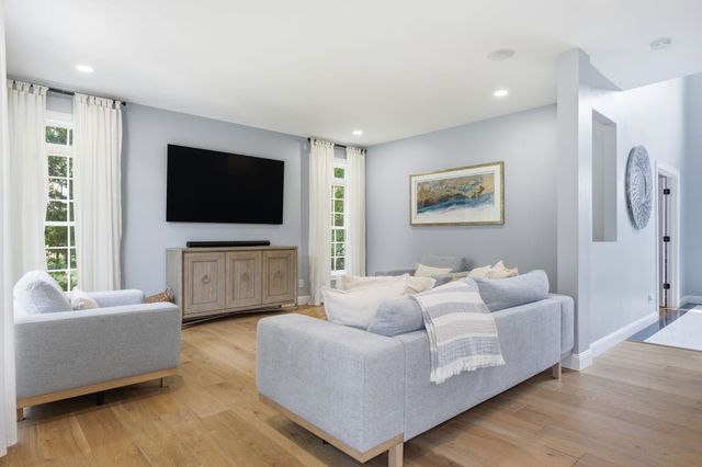 50 Overton Road, Windham, NH 03087