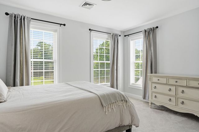 50 Overton Road, Windham, NH 03087