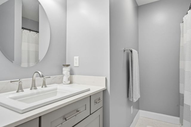 50 Overton Road, Windham, NH 03087