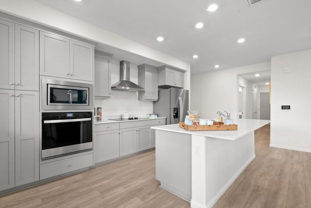 3208 Mallard Court 201, San Jose, CA 95117