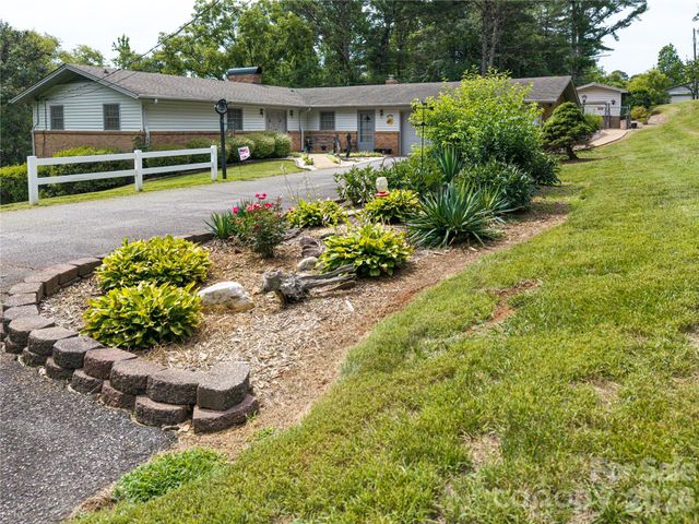 2234 Kool Park Road NE, Hickory, NC 28601