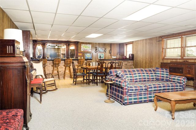 2234 Kool Park Road NE, Hickory, NC 28601