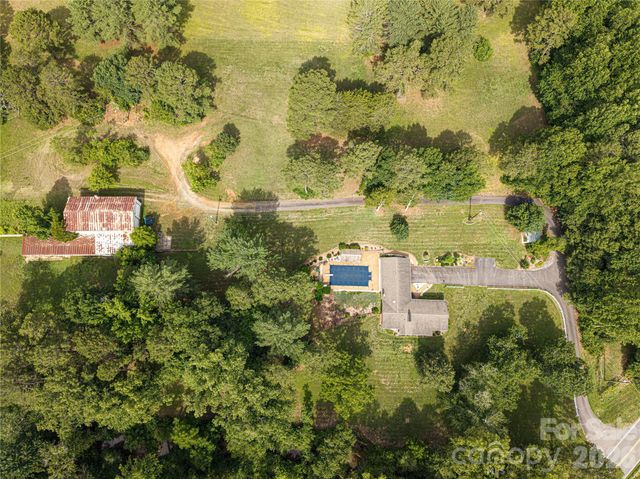 2234 Kool Park Road NE, Hickory, NC 28601