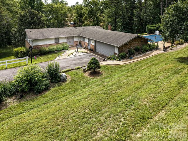 2234 Kool Park Road NE, Hickory, NC 28601