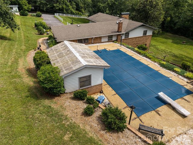 2234 Kool Park Road NE, Hickory, NC 28601