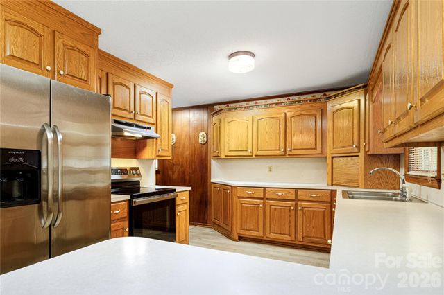 2234 Kool Park Road NE, Hickory, NC 28601