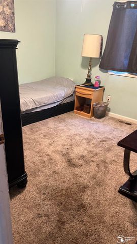 29521 West Road, New Boston, MI 48164