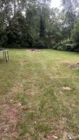 29521 West Road, New Boston, MI 48164