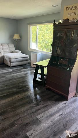 29521 West Road, New Boston, MI 48164
