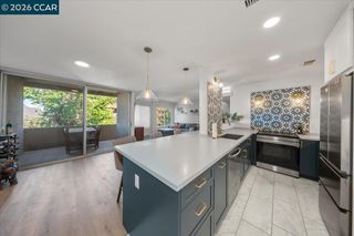 330 Vernon St 207, Oakland, CA 94610