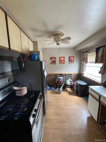 2011 Goddard Road, Lincoln Park, MI 48146