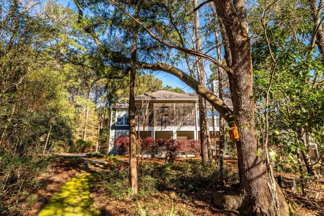 1759 Clark Hills Circle, Johns Island, SC 29455