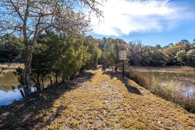 1759 Clark Hills Circle, Johns Island, SC 29455