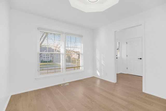 3909 SW HIDDEN COVE Drive, Lee's Summit, MO 64082