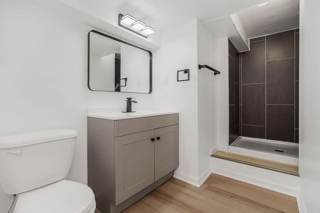 3909 SW HIDDEN COVE Drive, Lee's Summit, MO 64082