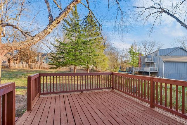 3909 SW HIDDEN COVE Drive, Lee's Summit, MO 64082