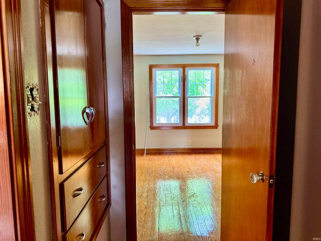 3401 Pleasant Plain Avenue, Elkhart, IN 46517