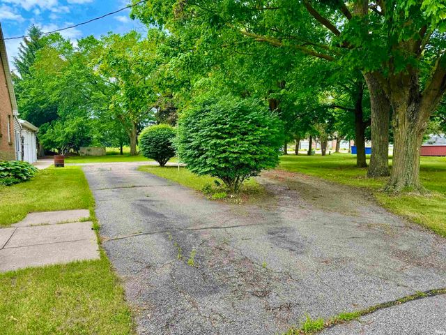 3401 Pleasant Plain Avenue, Elkhart, IN 46517