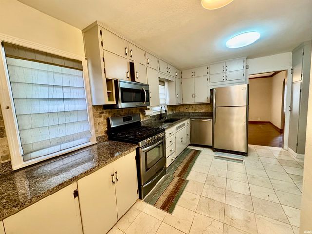 3401 Pleasant Plain Avenue, Elkhart, IN 46517