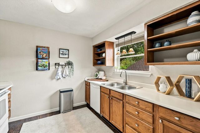 3713 Dexter Avenue, Fort Worth, TX 76107