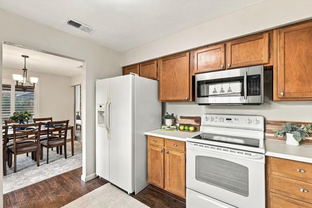 3713 Dexter Avenue, Fort Worth, TX 76107