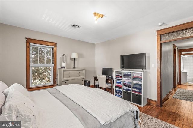 207 N STRATTON ST, Gettysburg, PA 17325